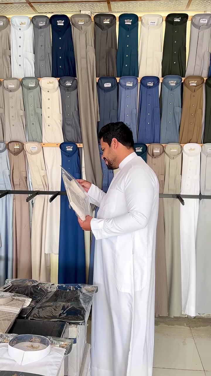 الحمزة الشرقي سوق ال شعلان مقابيل مطعم سيد محمد قرب مصطفى السماچ
⸻

🔶🔷 محل أبو الأكبر 🔷🔶

✨ وصول البضاعة الصيفية الجديدة ✨

🌿 تشكيلة واسعة من أجود أنواع الأقمشة
🎨 متوفرة بجميع الألوان المميزة والعصرية
🧵 خامات عالية الجودة تناسب جميع الأذواق

📍 زورونا واستمتعوا بأفضل الأسعار وأجمل التصاميم

محل أبو الأكبر — عنوان الأناقة والتميز دائما


**إذا كنت صاحب هذا الإعلان وتريد حذفه لأي سبب، رجاءا أرسل رسالة إلى الدعم الفني**