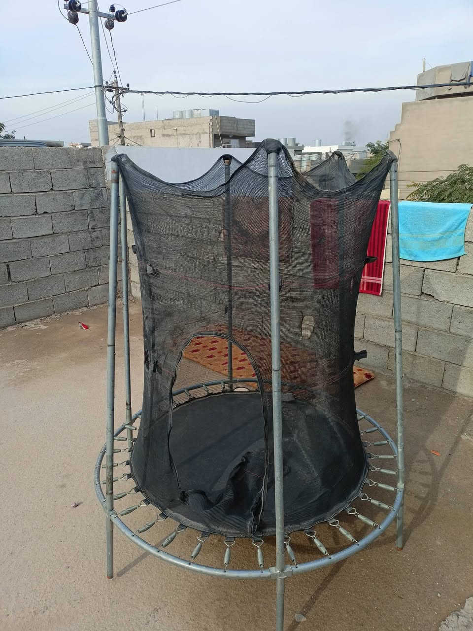 اغراض للبيع شراي يتصل مكان كركوك حي العسكري قرب جامع خديجه الكبرى ***********
