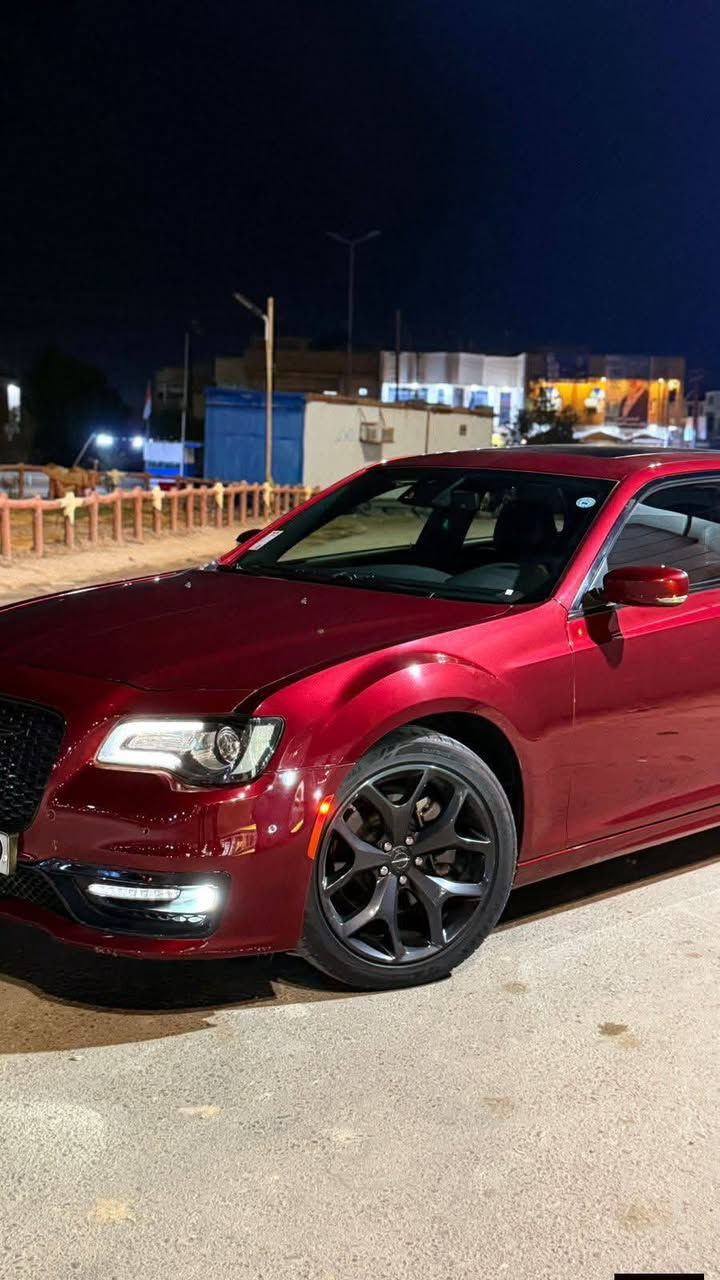 السلام عليكم أوباما للبيع موديل 2022 اصل لون كرزي خليجي وكاله هارلم كلين رقم اربيل بسمي مغلفه بيبي اف
المواصفات :
فول واحد على واحد 
* پانوراما . 
* رادار امامي  . 
* نقطة عمياء . 
* حساسات امامية . 
* ويل قياس 20  . 
* حساسات خلفية . 
* شاشه كبيرة مع نظام ملاحة  GPS .
* سستم صوت مع دمام .
* مقصورة الركاب من الجلد 
* المقاعد الأمامية كهربائية .  
* تشغيل عن بعد . 
* محدد سرعة . 
* تلفون بلوتوث . 
* كاميرا خلفية .
* مرايا متحسسة للاضاءة العالية .
* كير شفت بالستيرن . 
* دخول ذكي (بصمة) .
الديوانية 
رقم الهاتف ‏‪***********‬‏
