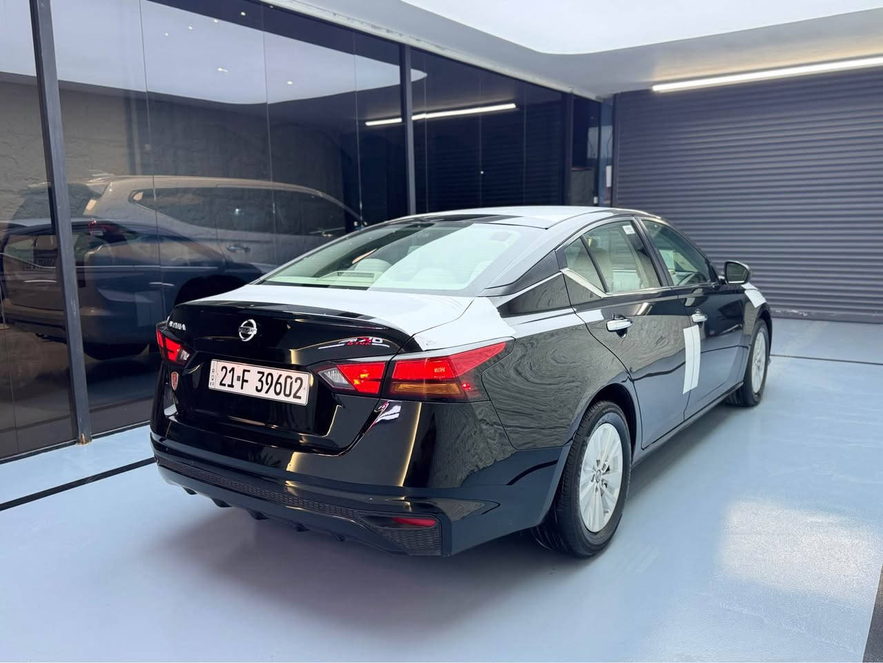 Nissan altima 2019 
خلیجی سفری شه ريكه ى نيسان  یەک دەستە لەشەریکەوە ناوزەرد تەبرید مەرکەزی دوو بەصمە بیلادی ماوە  شاشە حاسەی پێشوو و دووا ویل کەپ ڤۆلیۆم سوکان تەنها ٥٤،٠٠٠ کیلۆمەتر ڕۆشتووەدوو پەڵەساردی پێووەیە نرخ ١٥٧ 
*********** السليمانية, العراق
