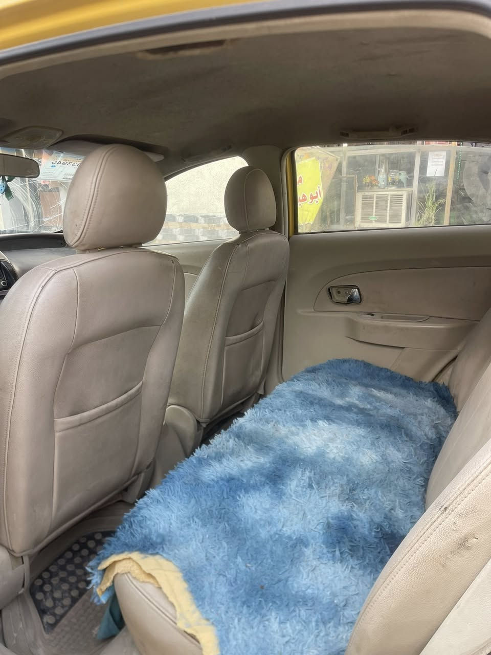 السلام عليكم للبيع أو مراوس شيري فلاوين موديل ٢٠١٣ رقم بصرة مشروع وطني راعيه ماندله اكفلك سرقه وعشاير محرك وكير كورلا وحداديه تخم تاير جدد مكان ناصريه مركز السعر ١٤ وبيه مجال رقم ***********
