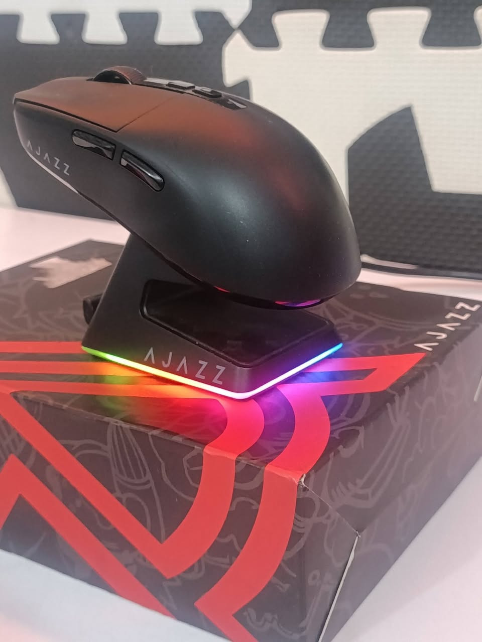 كيبورد و ماوس و قطع ثانية نظيفة
كيبورد Aula F99 جديد غير مستخدم كامل غراضه

لون أبيض و بنفسجي / واير + وايرليس
سعر 60 الف

ماوس Ajazz AJ219 Nacodexلون اسود 
كامل اغراضه / واير + وايرليس
سعر 25 الف

ماوس Redragon M720 Vampire لون اسود نظيف بدون كارتونه 
سعر 14 الف

ماوس HXSJ T90 لون ابيض
مستخدم قليل و نظيف
سعر 14 الف

كيبلات بور - كرت شاشة 
10 بن pcie 5 و 8 بن 
سعر 10 الاف

كرت صوت + مكسر 
10 الف

سماعة فحم
موديل HyperX Cloud Flight S
كامل غراضها / تشتغل بس ما تربط
سعر 10 الف

بغداد الشعب و متوفر توصيل


**إذا كنت صاحب هذا الإعلان وتريد حذفه لأي سبب، رجاءا أرسل رسالة إلى الدعم الفني**