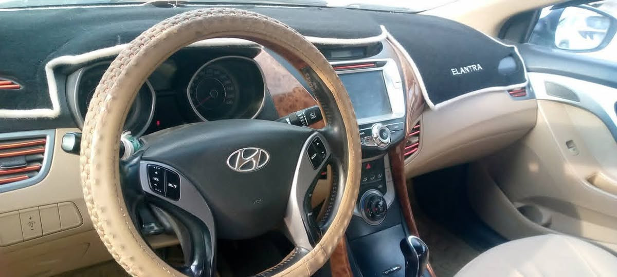 السلام عليكم من رخصت صاحب سياره الانترا موديل 14خليجي مكفول كفاله عامه من عده البصمه مكفوله 
مكان كربلاء 
السعر خاص 
***********
