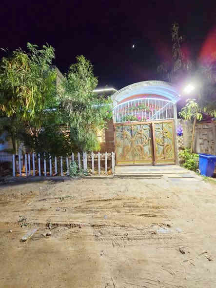 بــيـت 150 م   طابقين 🏠  قريب للشارع 
  🔹طابو زراعي سند 25  قرار محكمه
 🔸غرف نوم 4  - صاله - استقبال - مطبخ - صحيات -حديقه - كراج سياره 
🔹 اساس صب - بناء طابوق   -  سقف صب  - جبس بورد  
🔹السعر 75 مليون 
🔻عنوان البيت ✅  الكوفه البراكيه شارع المطار القديم
 قرب صيدلية الالفه مكتب المنصوري للعقار ***********
