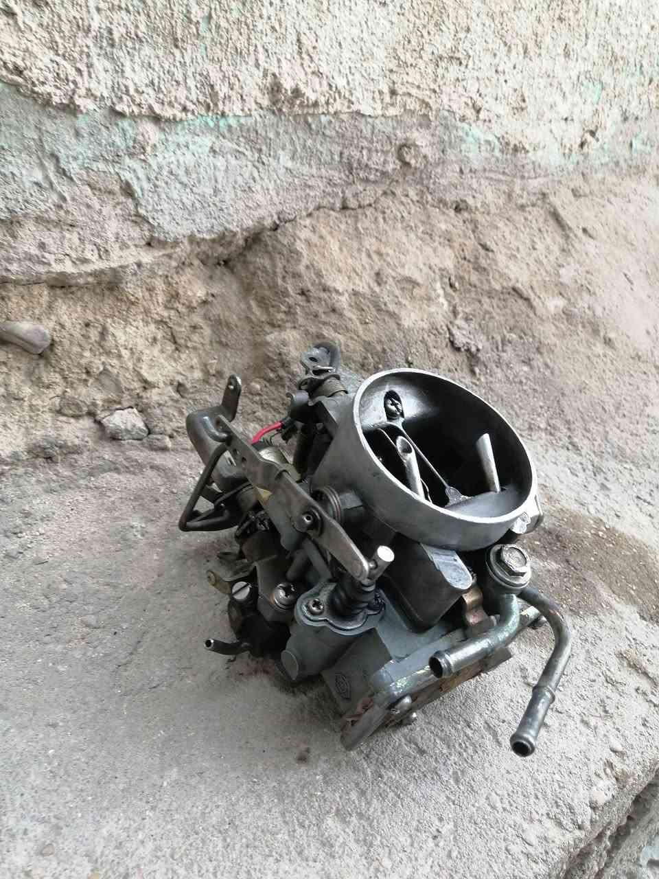 سلام عليكم كابريتر كوتسر نيسان 2002 للبيع (6) سلندر 
نضيفه كلش تشتغل غاز بنزين 
مكاني كربلاء

السعر 300 الف

***********
