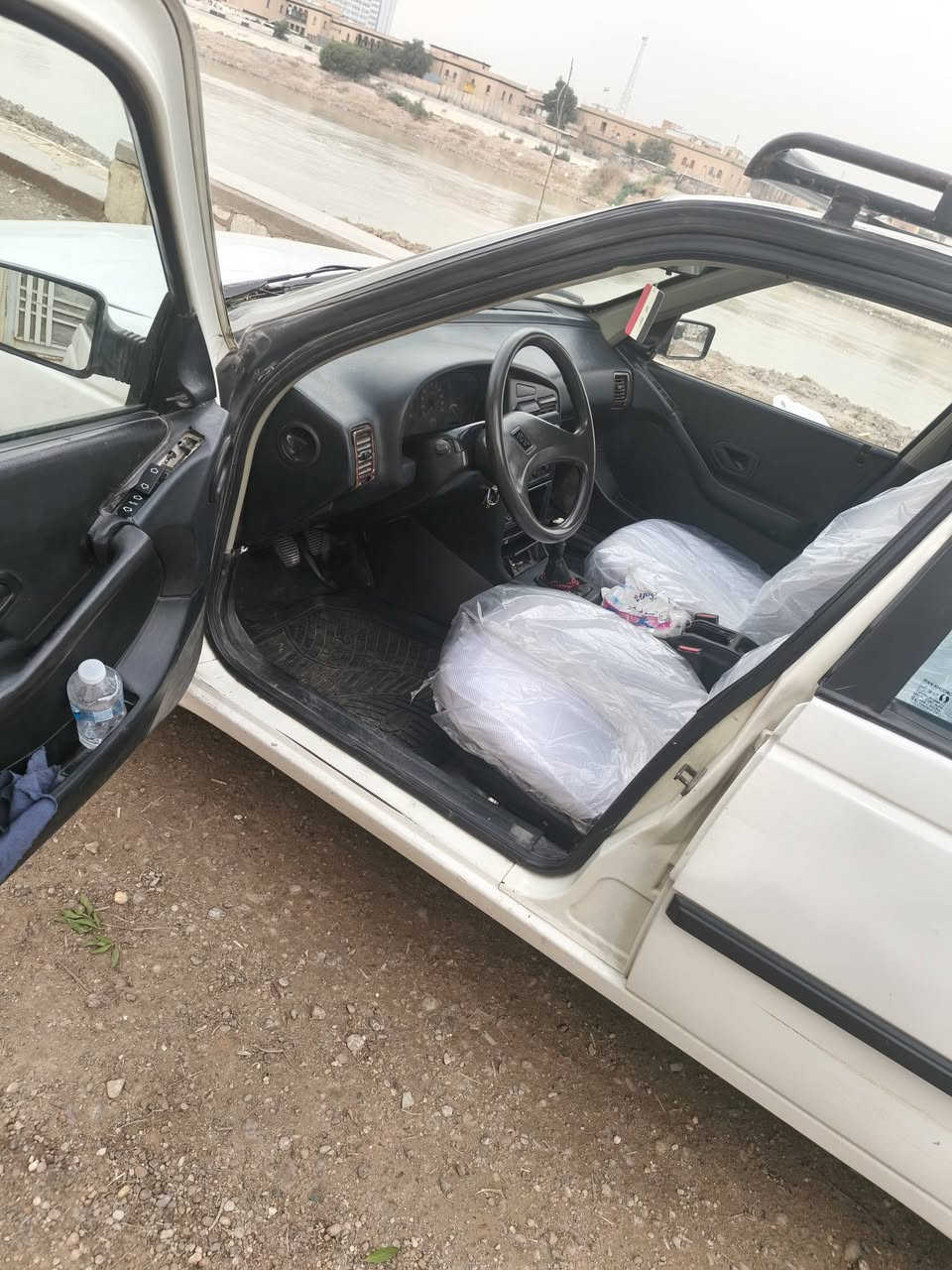 السلام عليكم بيجو روى موديل ٩ سياره حلوه يرادله صدر امامي او طوافه او سياره جواها تخم تاير اوكير مكينه مكفول  
هاذه رقمي *********** رايدها ٢٦ بيها مجال لطيبين
