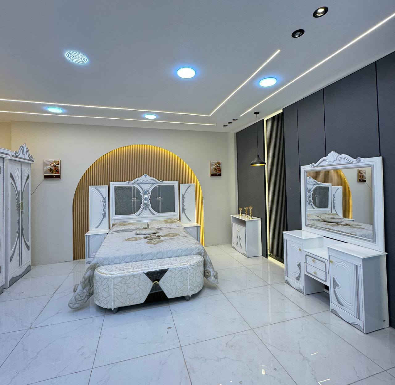 #حصرياً الموديل الجديد والمميز 🌹

🔴السعر مليون 🔴

غرفه نجاره اقتصاديه 🛌

متكونه من 9 قطع مميزه 

الكنتور ارتفاع 240 طول 320 

مع الزاويه مجموع الطول 4 امتار 

السمك الخارجي للغرفه 5 ملم انديف

والسمك الداخلي 3 ملم معاكس ابيض
#الجميع #متابعين #اصدقاء #انسب_الاسعار


**إذا كنت صاحب هذا الإعلان وتريد حذفه لأي سبب، رجاءا أرسل رسالة إلى الدعم الفني**