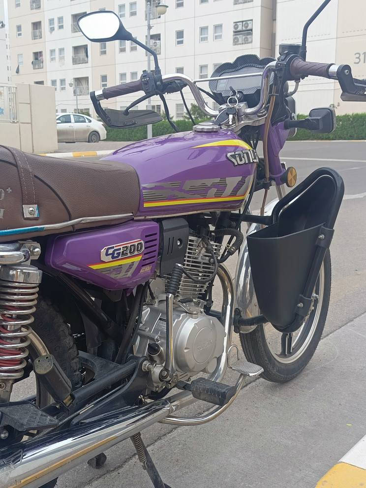 سلام عليكم دراجة ايراني سيفان شاينك 200c 
غير متواجد بالفيس
رقم هاتف *********** بغداد, العراق
