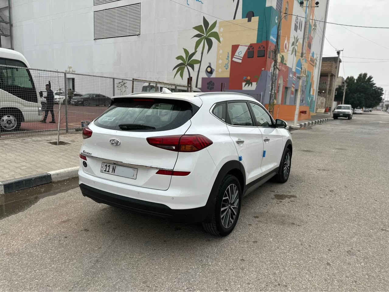 ‎السلام عليكم 
‎توكسان 2021 خليجي 
‎شركه الكاصد اصلي  🤩
‎فول مواصفات ...  1/1
‎مكفوله من الصبغ والبارد والشخوط كفالة عامه
‎ماشيه 63 الف
‎ مواصفات  
‎كشنات امامي كهرباء 2
‎دبل تحكم ستيرن
‎كشنات مخمل  
‎تبريد قطعتين 
‎ثلاث انضمام قياده عادي 
‎وسبورت ونورمان 
‎لايت خمس عدسات 
‎اريل انفكيشن 
‎شاشه كار بلي 
‎ايكو اقتصاد بانزين 
‎لد نهاري 
‎مري شفط 
‎محرك 2000 دوش  
‎كامره خلفيه دواره 
‎حساس امامي وخلفي 
‎لايت عند الاستدراه 
‎اشاير بل مري 
‎بصمه تشغيل 
‎وبصمه ابواب 
‎خمس ويل 18 
‎سايد بريك رجل 
‎سياره فول واحد عله واحد 
‎رقم بغداد  الجديد هزه جديده بإسمي
‎السعر (219$) بيها مجال بسيط
‎مكان السيارة النجف
‎رقم صاحب السيارة
*********** النجف, العراق
