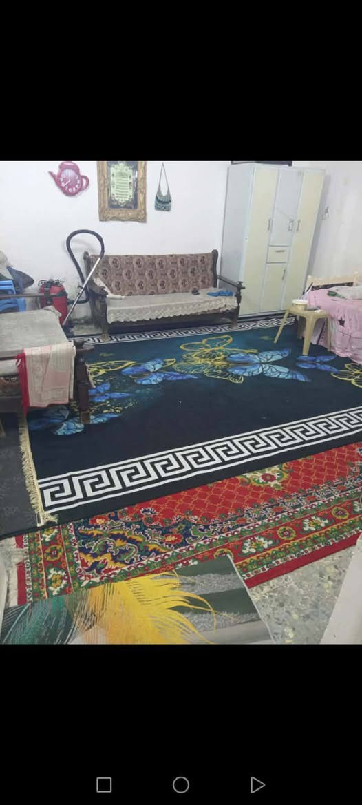 سلام عليكم بيت50م  خدمات مسقط قرب حسينيه الزهراء.  سعر33بي مجال قليل ***********

