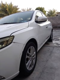 سيراتو موديل 2013 رقم بغداد بسمي المحرك بيه صوت والكشر بيه بارد العنوا...