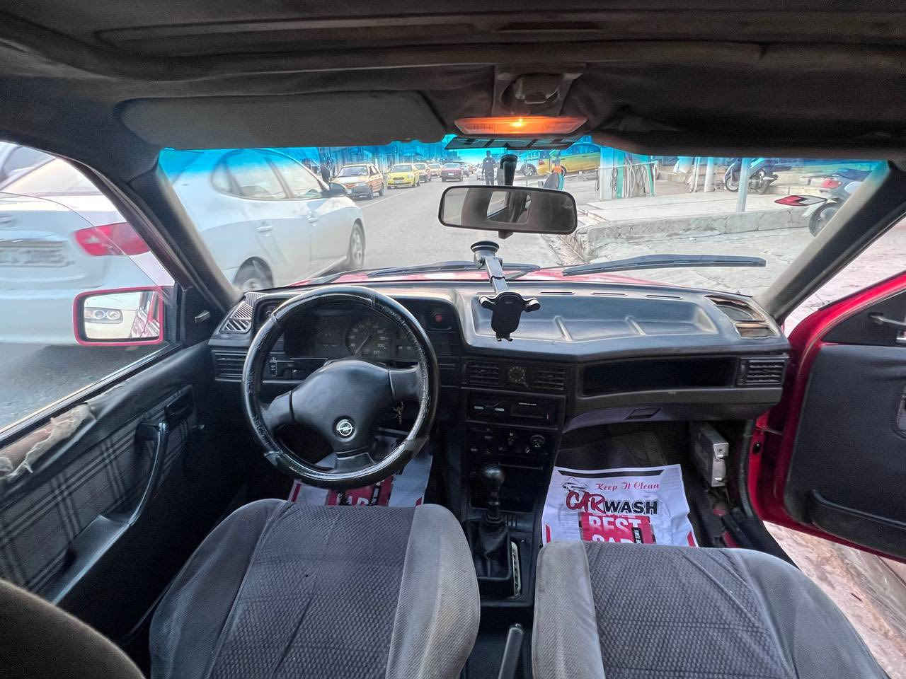 كاديت ستيشن للبيع 
مكينه وكير وطخم حيل نضاف +رقم الماني +بيها كابون+ طخم تايرات جداد 
السعر 28 وبيها مجال بسيط للطيبين 
التواصل ***********
ملاحضه :الرقم بي واتساب
