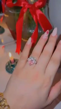 خاتم الحب • توباز وردي • شاكرا التاج