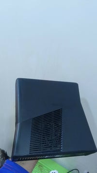 اكس بوكس 360 • ٢٥٠ جيجا • كامل الملحقات