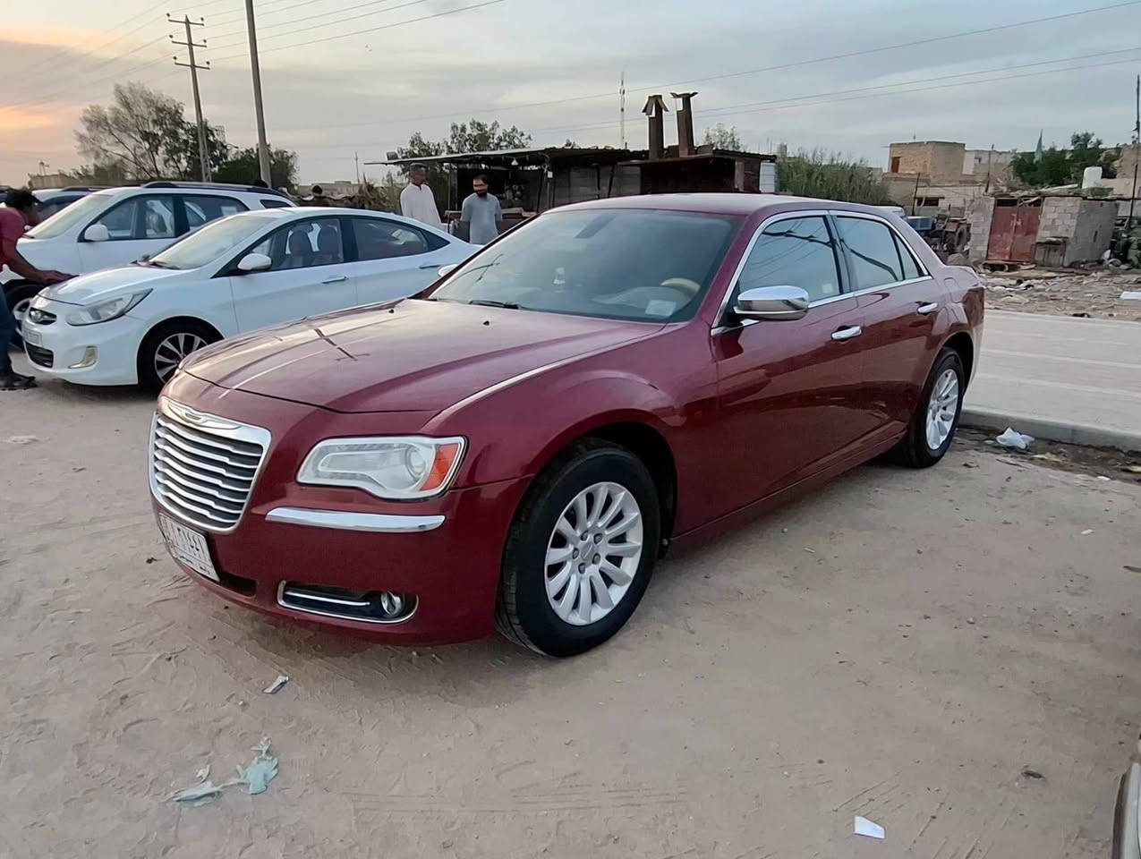 السلام عليكم ورحمة الله وبركاته أوباما 14كندي C300فول مواصفات عدا الفتحه دواخل عسلي تحكم مثبت سرعة شاشه كبيره تشغيل عن بعد تبريد قطعتين لايت زنون حداديه تخم تاير مكينة وكير خير من الله بيه فتح بدون دواخل شرط تحويل مكان السياره ذي قار بيع او مراوس........***********
