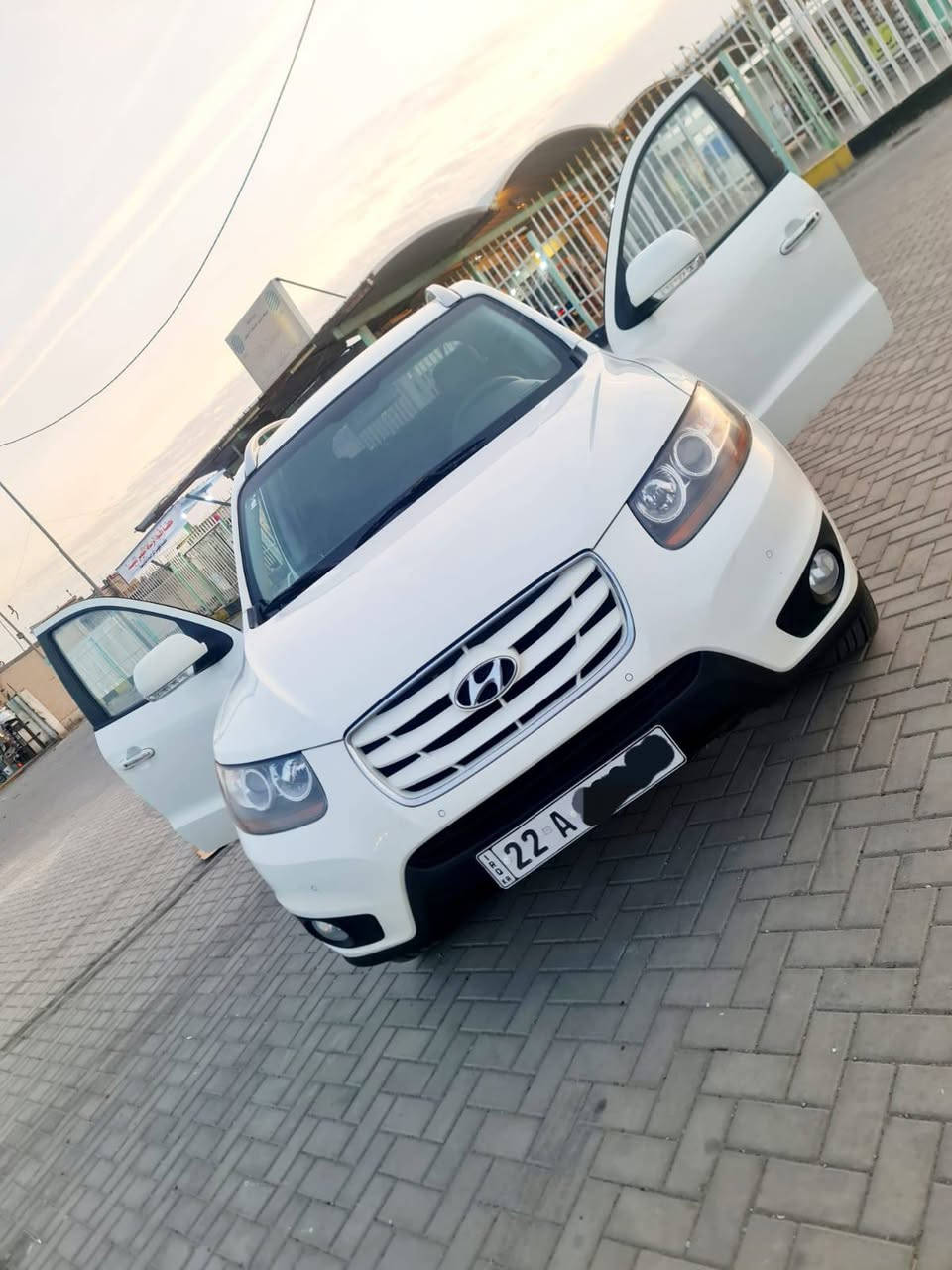 هونداي سنتافي  ادوات ادوات موديل 11 كصه جنطه مكينه كاز 
دخول جديد جازه من كلشي مرقم شمالي طبق الاصل 
السياره فول موصفات 7 راكب تبريد خلفي امامي 
حساسات خلفيه واماميه نظام اسبوت بصمه +بصمه بيبان 
السعر 67 وبيها مجال بصيط حق الجيه مكان السياره البصره للاستفسار الاتصال بالرقم ***********
