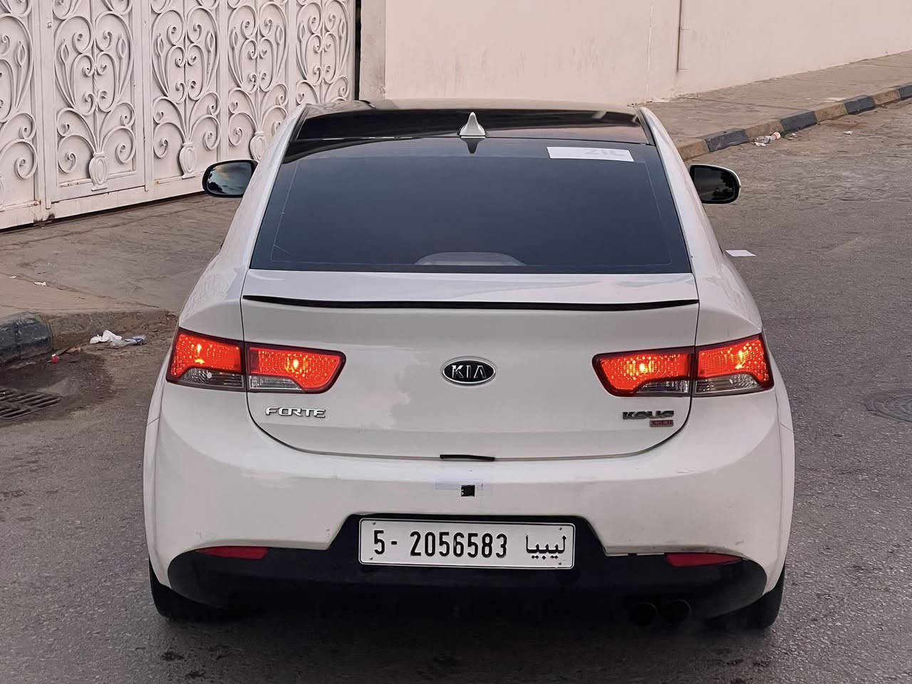 بسم الله مشاءالله ( كيا فورتي كوبي) 🤍✅  🤍🤍
#مزايا فل الفل🤍
📍النوع: kia  ✅🤍
📍الفـئه: Koupe 🤍
📍اللون : أبيض🤍
المسافة المقطوعة : 160 km 
📍سعة المحرك : 16GDi✅
📍سنة الصنع :2011/ 2010
📍الحالة : تبارك الرحمن لا يوجد عيوب ✅

📍المميزات🔥✈️ 
 بصمة + تحكم كامل ( مثبت سرعة + Eco +  + سارية عجل جديدة   +  إضاءة فالسبيكرات + عداد أحمر + مراميته بارزة +فريتشة ف مراية+ غيرها من المزايا +بصمه+شاشه)

ملاحظة ( الكربون موجود بالكامل ) 

محرك + صالة + كامبيو تبارك الرحمن 👌✅ 
  
المكان ؛ طرابلس الحي الدبلوماسي 
   

التواصل على الرقم 
0919203570 او واتس


**إذا كنت صاحب هذا الإعلان وتريد حذفه لأي سبب، رجاءا أرسل رسالة إلى الدعم الفني**