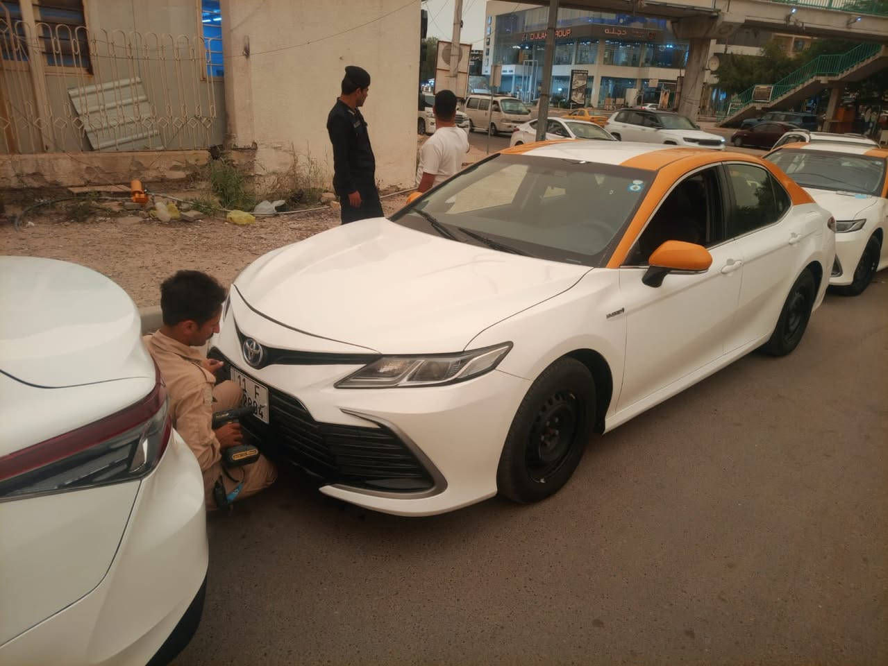 المازن بيع وشراء تاكسي دبي
ترقيم اليوم الاثنين 
لاتسالني موديل اصل لو لا 
كل سياراتنه اصل وضمان مدى الحياة 
مازن ***********
