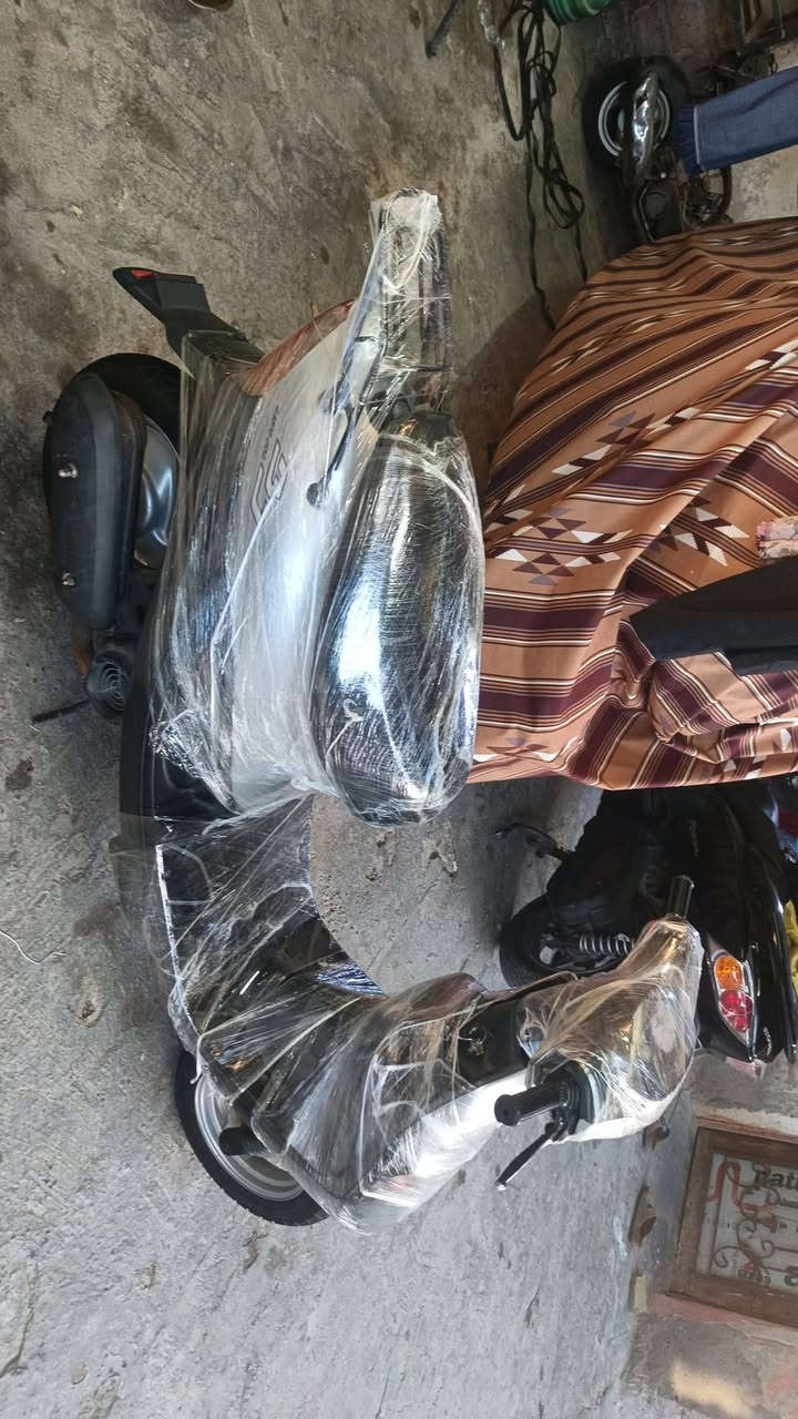 السلام عليكم دراجه 9 ظروف للبيع السعر 550 دراجه جديده مقفوله عنوان ميسان العماره***********
