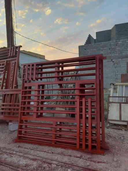 حدادة أبواب وشبابيك سقائف
اسعار مناسبة 
***********
