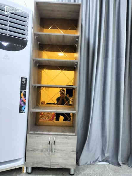 📚 من أعمالنا في البصرة – مكتبة MDF تركي ✨

💎 مكتبة MDF تركي
✔️ خامة MDF تركي أصلية
✔️ تصميم عصري مرتب
✔️ متانة وتفصيل دقيق حسب الطلب
✔️ تناسب الغرف والمكاتب وحتى الصالات

🎯 شغل أنيق ونظيف، ينطي لمسة راقية للمكان

📍 الموقع: البصرة – الأمن الداخلي – شارع السوق – مقابل أسواق الأسدي
📞 0775 739 3226

📸 شوفوا الصور وشاركونا رأيكم،
تحبون اللون الغامق لو الفاتح؟ 👇

#الرافدين_للألمنيوم_***********  
#كاونترات_ألمنيوم_***********  
#مكتبة_MDF  
#خشب_تركي  
#البصرة  
#شغل_نظيف  
#تصميم_راقي
