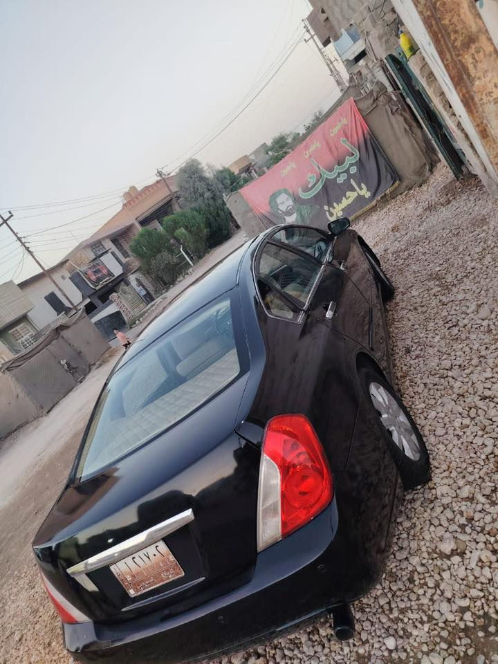 السلام عليكم ورحمة الله وبركاته
رينو سافران 
2010
كير محرك حداديه تخم تاير مكفولات
رقمه كربلاء مشروع وطني 
بيه صبغ مكانات وظربه باب وجاملغ 
السعر 45 وبيه مجال 
لاتصال ***********
