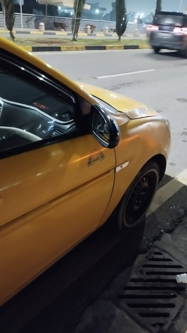 السلام عليكم ورحمة الله
سيارة اكسنت دبدوب ٢٠١٠  كوري رقم انكليزي نينوى قفل مركزي جامات كهرب  هيئة وغرامات صفر تاخذها  تبريد كابون بيها  
ضررها جاملخ اليمين وبوند مبدل وباقي تلقيطات.. كير اوتو محرك ١٦ بي تنقيص اني شرعيها 
شرط الوكالة والتحويل 
السعر ٩٦وبي مجال للشراي ويدلل❤️
رقم الهاتف 
***********
