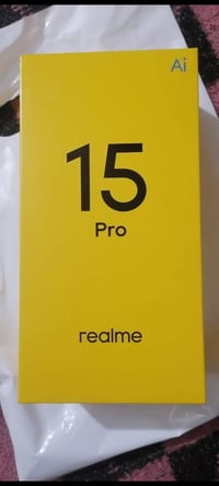 ريلمي 15 برو • ما مستعمل • مفتوح من الكارتون