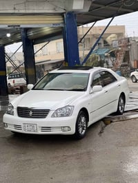 كراون • ٣ أزرار • ١٨٢