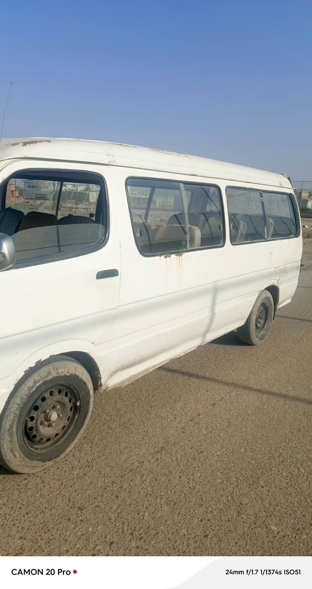 سلام عليكم فتون للبيع موديل 209 مكينة كير اكسن حدادية مكفولة تخم تاير سيارة جاهزة  كهربايات خير من الله مكان ناصرية المركز راعيه بل حلة المشتري من عدة. رقم الهاتف ***********
