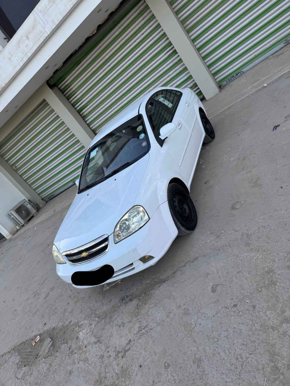 السلام عليكم ابتره موديل ٢٠١٢ خليجي مكينه ١٦٠٠ رقم بغداد انكليزي تحويل مباشر السياره خير من الله ماشيه ١٠٥ حقيقي وجهازه من كير من مكينه حداديه تخم تاير تبريد تدفئه جهازه السونار مرفق بالمنشور كفاله السيارة من الصبغ والتبديل السعر ٨٥ وبيها مجال مكاني بابل الحمزه ***********
