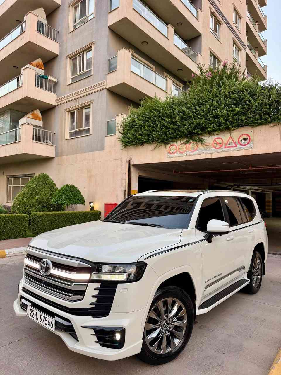 TOYOTA Land cruiser 2024 Limetd
‏48,000 KM📦
🔻ارخص سعر بكل العراق  سعر 688$
        GX.R  ليمتدت

***********📞

‏‎سنة ال‎ضمان شركة SAS
كل غراض بلادي موجود
٥ كاميرا 
ماشييه 48 الف  كم 
‏‎المواصفات :
- محرك 6
‏‎- فتحة سقف ( سلايد ) 
-٣ شاشات 
- شاشات ترفيه خلفية
‏‎- مقاعد جلد 
‏‎- مقاعد كهربائية 
- مقاعد امامية تبريد 
- ⁠تبريد وتدفئة امامي خلفي 
‏‎- بصمة الابواب 
‏‎- صندوق كهربائي
‏‎- مصابيح LED و زينون
-7 راكب 
-شحن واير ليس 
-حساس امامي خلفي 
‏‎- حجم العجلات 20 inch 
مكفول كفاله عام كلشي مابيها بل باكيت

مكفولة كفالة عامة من الدعامية إلى الدعامية
‏‎ بدون صبخ .بدون بارد  ،بدون رصعات ،بدون حتى شخط
‏‎دعاميات هم بدون صبغ ،رمل مابي ،لحية بدون صبخ ..بقية كلها بشرط

محرك كير بشرط مامفتوح
‏‎سيارة حيل نظيفة كلشي عل بلاد لوك
‏‎سنوية زنكة كلشي جديد مدفوع لـ2030
‎‏‎باسمي السنوية بشرط تحويل و خرامة 
‏‎سيارة مابيـها دينار مصرف كامل من كل نواحي
رقم شيمالي 

نفسي يوم /تحويل و وكالة حاظر 
مكانك /داخل سليماني

***********📞 Singapore
