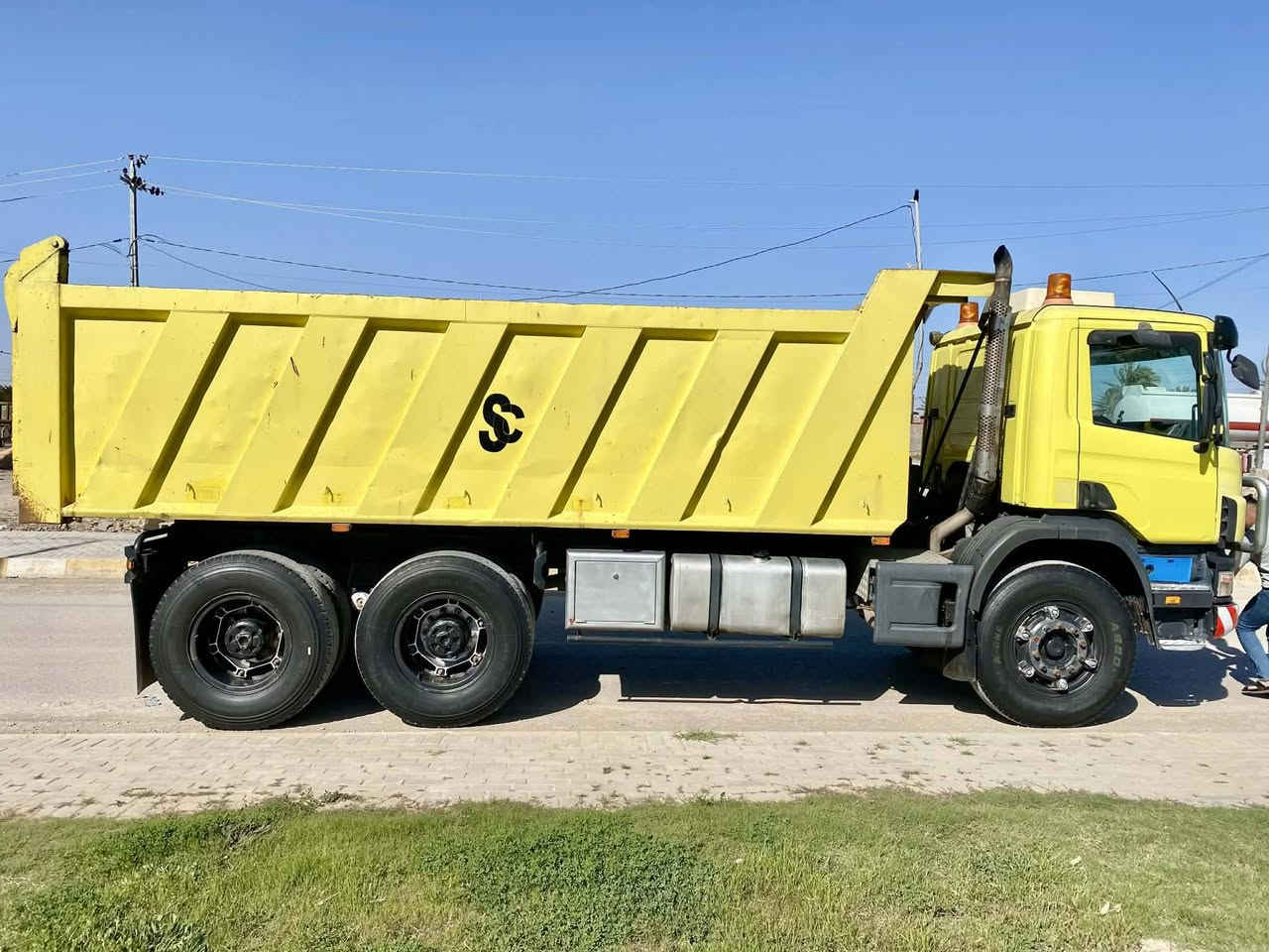 السلام عليكم اسكانيه بومه موديل ٢٠٠٢ بم ونوزل رقم بصره بسمي السنويه لل ٢٧  السياره خليجيه  مجموعه ورده سياره خير من الله #السعر ٣٦٠ وبيهه مجال اخوان المايعجبه السعر خل يدعينه بالرزق السياره متعوب عليهه  *********** خاص ماجاوب
