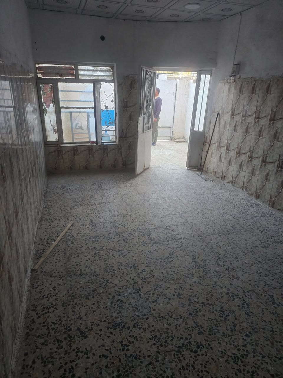 بيت للايجار مساحة ١٠٠ متر طابق واحد العنوان الشيشان الاوله استفسار ***********
