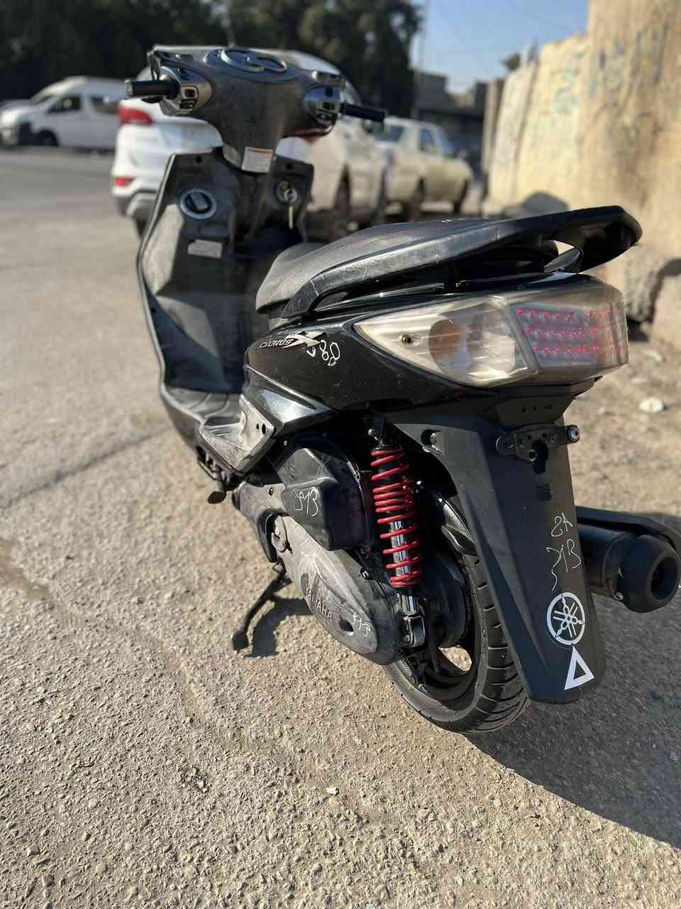 دراجه سكنس فحل ياباني جديده مال رمبه نوزل  خطين قبق نفخ ستان كهربائي كفرات اصليه مكينه ناعمه كهربائياتها كلها شغاله دراجه جديده مكفوله اي نقص مابيها السعر 800 بيع مستعجل العنوان بغداد الكرخ رقم ***********
