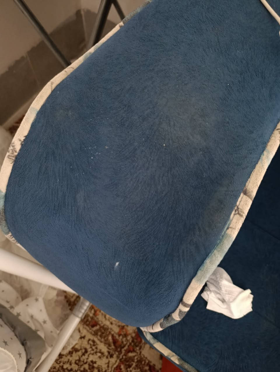 للبيع خمس نفرات 
بيه عيب بسيط خفسة بسيطة باليد


**إذا كنت صاحب هذا الإعلان وتريد حذفه لأي سبب، رجاءا أرسل رسالة إلى الدعم الفني**