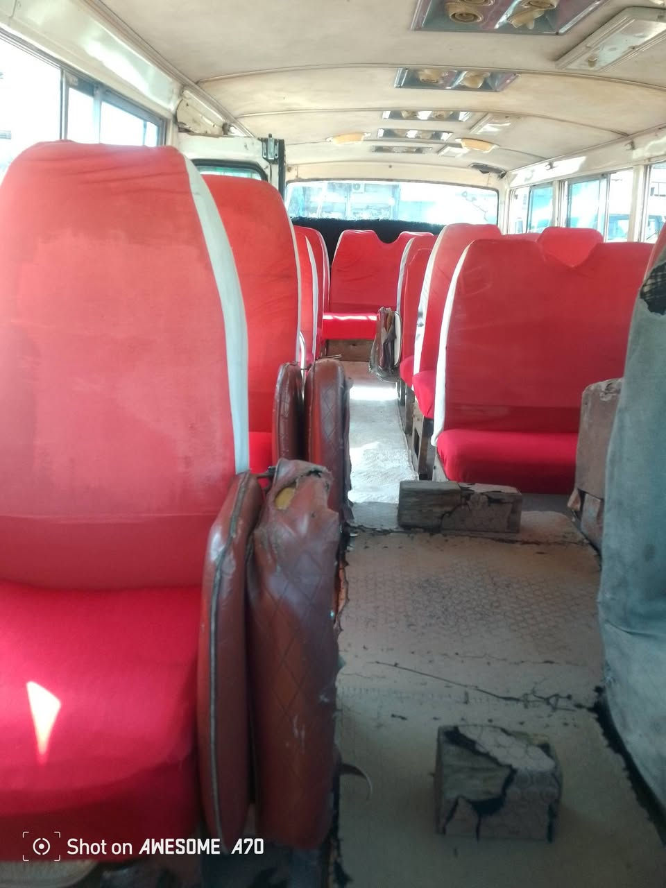 كوستر للبيع محرك كير خير من الله السياره شرط الوكاله رقم صاحب السياره ***********مكان السياره كركوك
