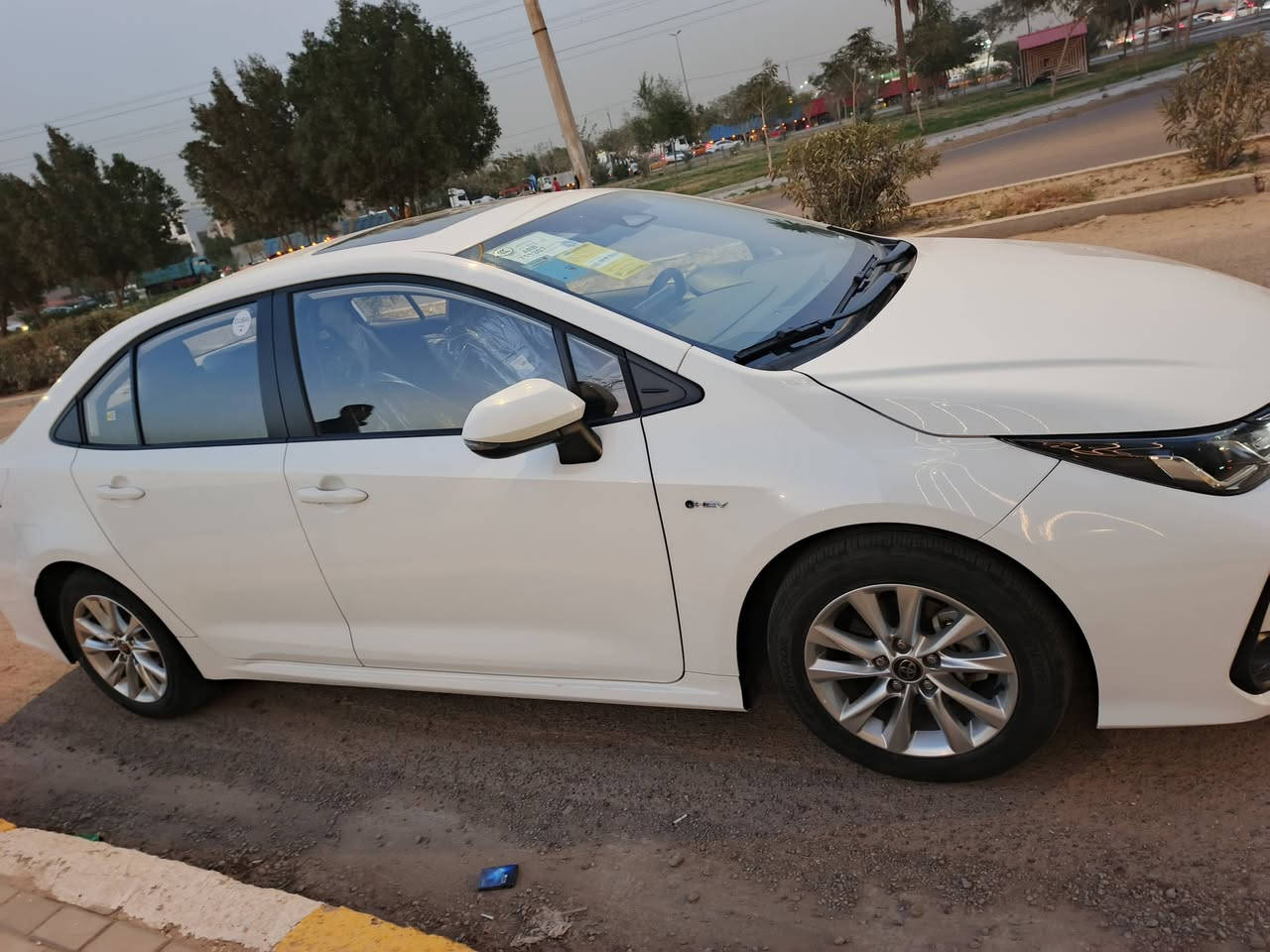 تويوتا كورلا
شكل  خليجي موديل 2025 اخت الزيرو
✅مكفوله من الضربه والصبغ والبارد

  مواصفات

✅بصمة عدد 2 

✅جلد 

✅رادارات

✅لايت زينون

✅بك لايت لد

✅فتحة

✅شاشه تعمل ابل كار بلي 

✅ لد خلفي + لد امي 

✅كراسي جلد

✅تبريد شاشة

✅قطعتين تبريد

✅سايد بريك كهرباء

✅اوتو هولد

✅مانع نزلاق

✅دشبول دجتال
اخوان سياره جديده بمعنا الكلمه ماشيه 10 الف بسمي رقم بغداد 

سعر السيارة : 157
للأسفسار : ***********
مكاني بغداد
