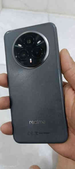 ريلمي 14 برو بلاس
‏ملحقات كامله 
‏نظيف فقط شخطين بلشاصي 
‏مكفول من كلشي 
‏ذاكرة 512
‏عشوائيه 26
‏سعرة ٤٢٥ قفل 
‏مكاني كربلا للاستفسار ***********
‏
