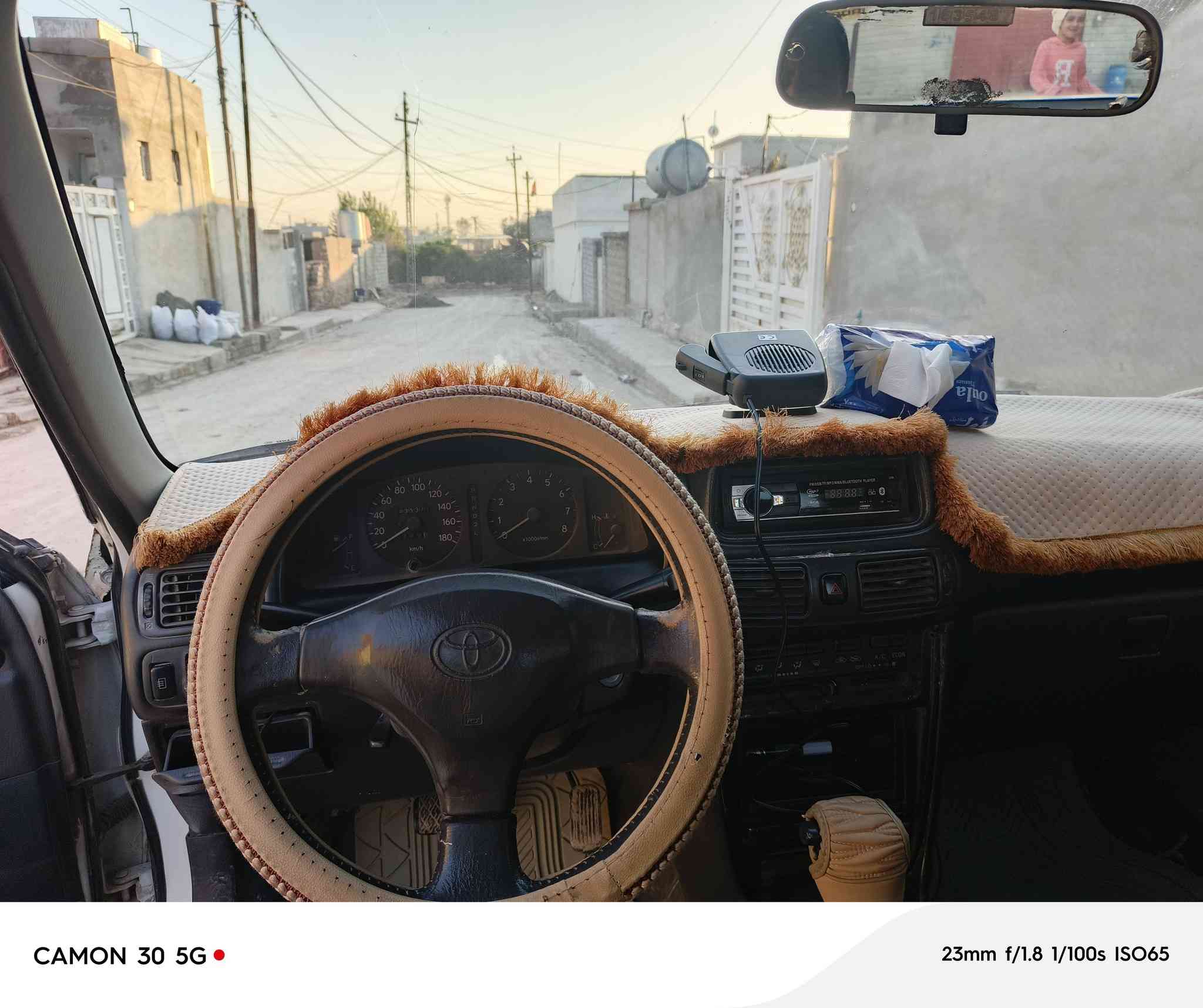 السلام عليكم سيارة للبيع سنويه واجها بطاقه بانزين بيها سيارة نضافه واحد على واحد مرتابه من كل نواحي سعر 20 وراقه الاستفسار اتصال على رقم ***********
