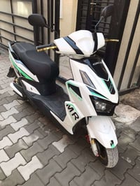 للبيع دراجه شحن ماشيه 8الف بطاريات جديد قبل شهرين مشدوده المكان بغداد ...