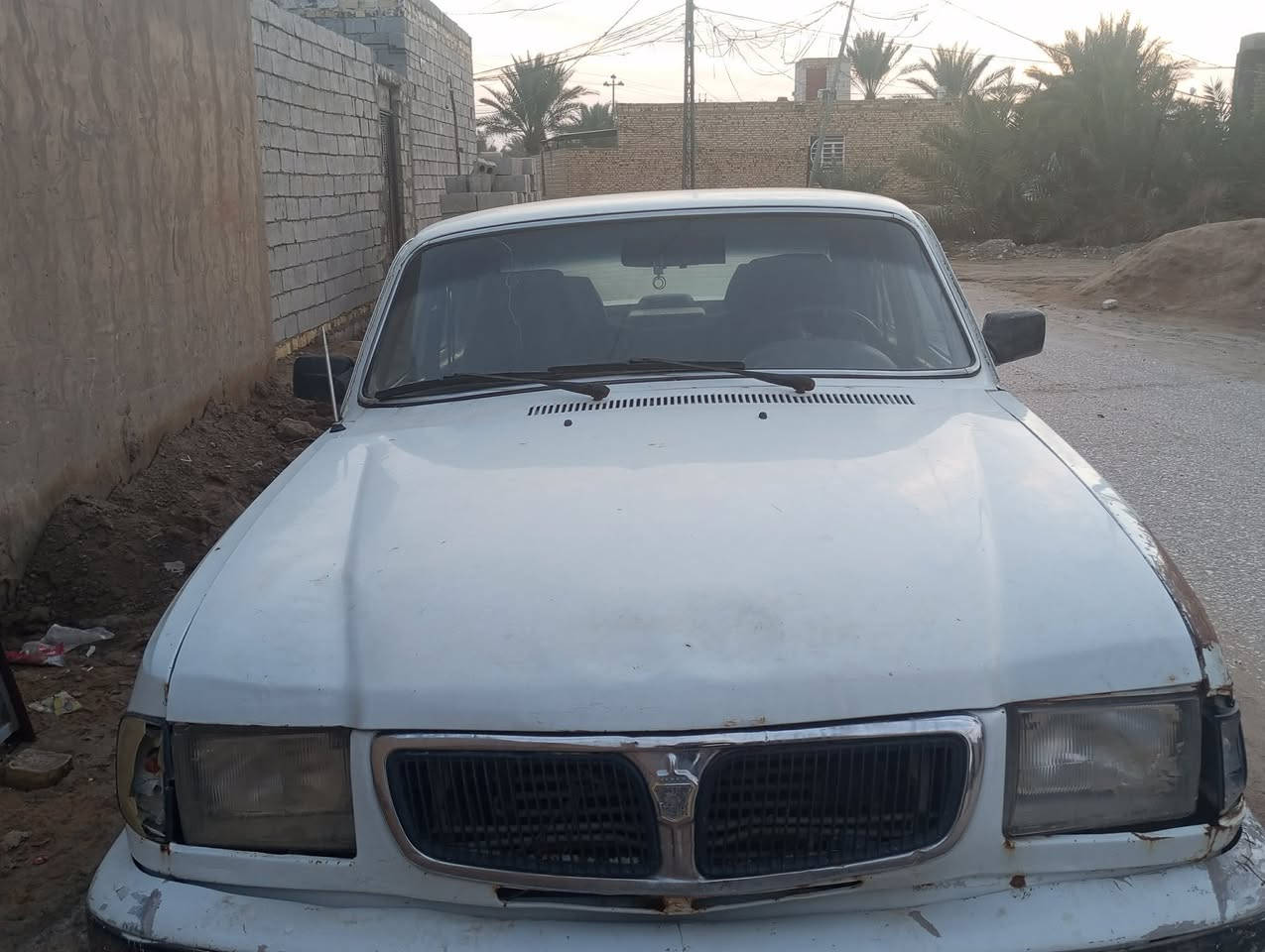 السلام عليكم من رخصة الادمن فولكه مكينه وكير vvtتحويره جديده كشره بدون صبغ او ضربه فقط الجاملغ موضح بالصوره حداديه نص عمر داخله حلو اوتماتيك السياره باسمنه ماعليه غرامات مدور ثاني يوم السعر 30ورقه وبيه مجال مكان نجف ناحية القادسيه رقم ***********السيلاوي حسن جواد
