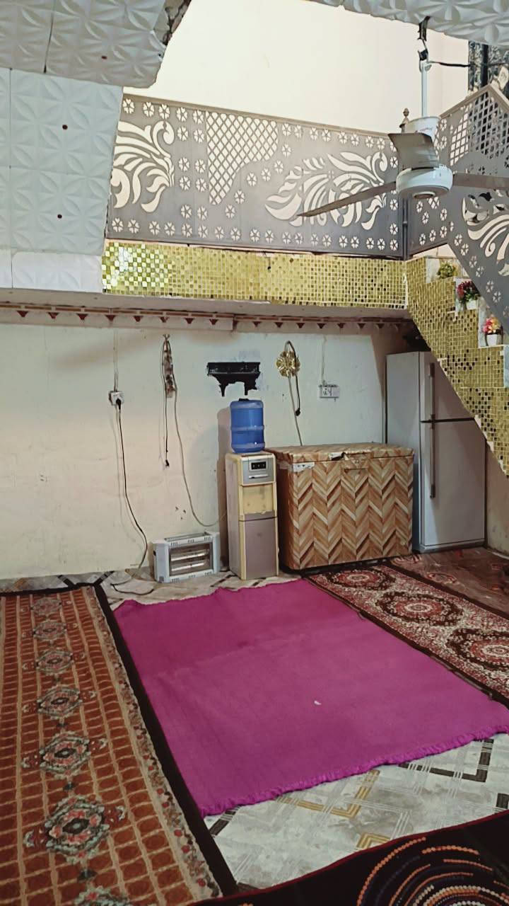 سلام عليكم الدار اللبيع طابو زراعي سند 25 نادر مقابل تاجيه طابقين مساحته 100 سعر 55  ***********
