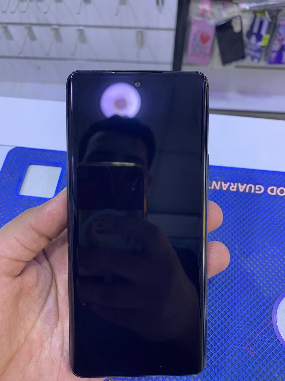 السلام عليكم زبائننا الكرام توفر لدينا جهاز مستعمل للبيع
📱اسم الجهار HONOR X9b 5G
💾 المعالج المركزي
Snapdragon 6 Gen1
📟ذاكرة التخزين 256
mAh 5800 البطارية 🔋 
📺 دقة الشاشة ٢٦٥٢ x ١٢٠٠
 🚚 يتوفر لدينا توصيل لكافة محافضات العراق
💵السعر 235 وقابل للتفاوض 
📍العنوان ديالى دلي عباس السوق مركز العالمي 
زورونا وكل الهلا بيكم🌹


**إذا كنت صاحب هذا الإعلان وتريد حذفه لأي سبب، رجاءا أرسل رسالة إلى الدعم الفني**