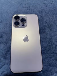 آيفون 13 برو • ١٢٨ • بطارية ٩٥