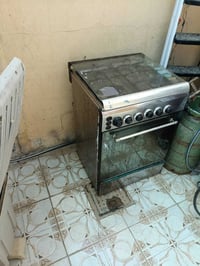 طباخ • نضيف • تواصل خاص
