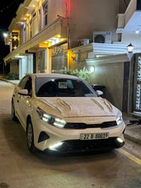 سيراتو 2023 محرك 1600 ماشيه 110 السياره بيه جالمغ امامي بارد و الدوسه ...