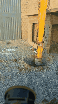 حفر بلوعة صحيات وبناء وصب داخل وخارج الحويجة القرة عامة ***********
