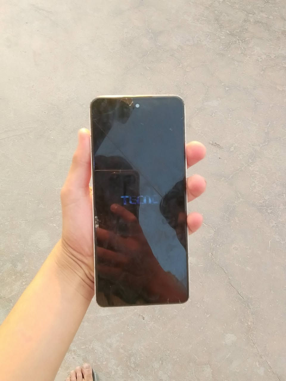 سلام عليكم عندي جهاز عندك كفر مكسور وسعر 90وبه مجال بصيط


**إذا كنت صاحب هذا الإعلان وتريد حذفه لأي سبب، رجاءا أرسل رسالة إلى الدعم الفني**