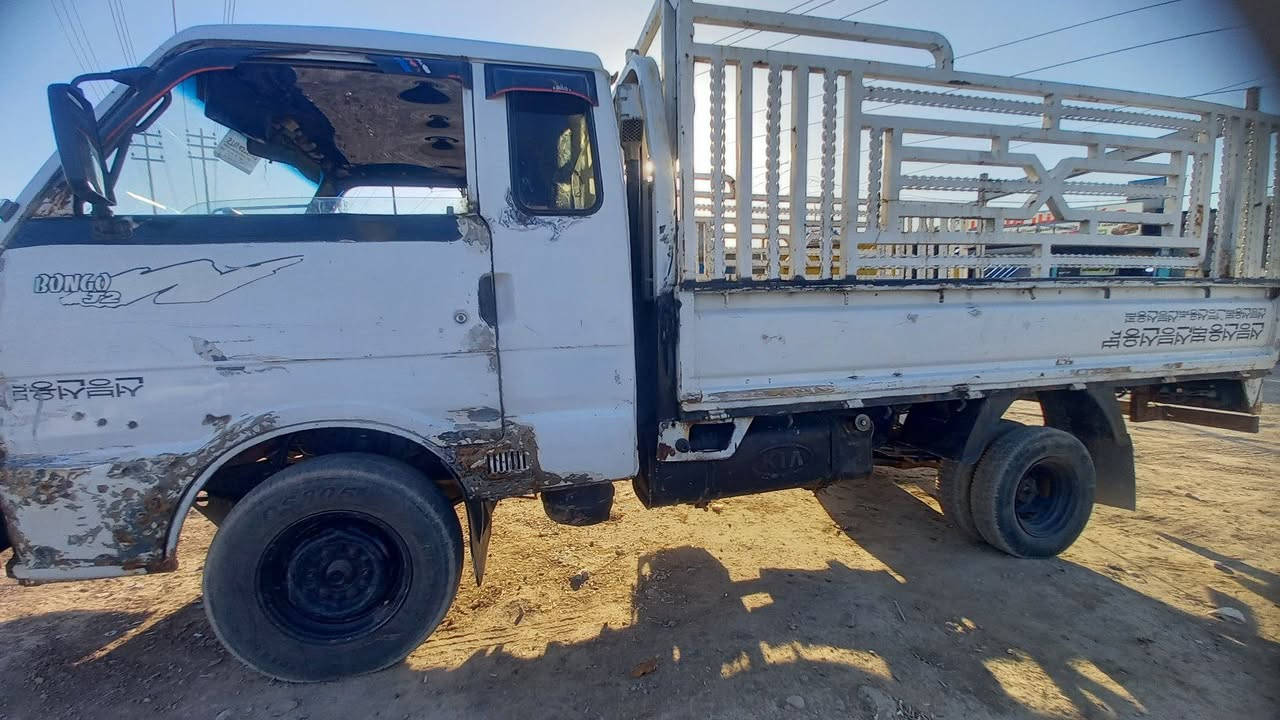 السلام عليكم،،للبيع كيا بنگو موديل 95 رقم بغداد دولي السياره بأسمي تحويل مباشر،
السياره جاهزه،،گير محرك شواصي اكسن كله خير من الله،تخم تاير،السعر 47$ العنوان ديالى/بعقوبه،، للأستفسار اكثر الأتصال بالرقم  *********** غير متواجد عالفيس
